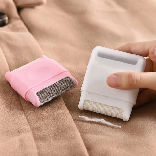 Portable Manual Clothes Lint Remover - Image 4