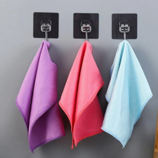 Versatile Microfiber Dust Cloth - Image 2